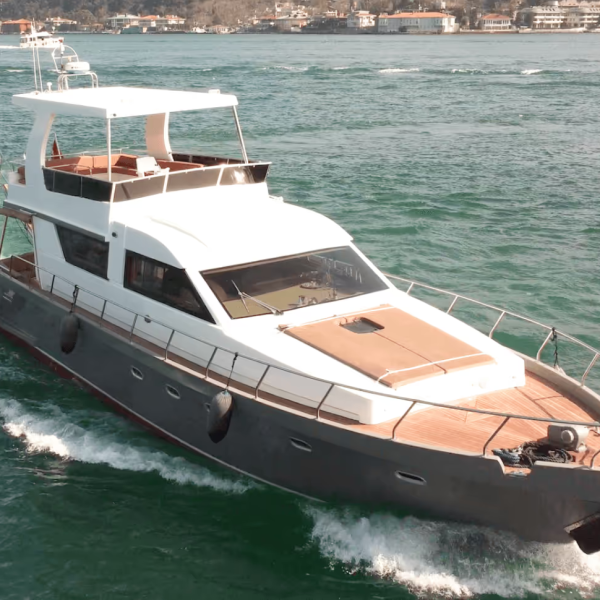 Kiralık Özel yapım 17m Motoryat – 5